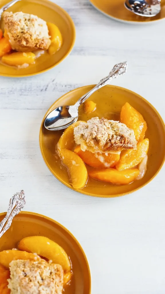 Easy Lazy Man’s Peach Cobbler: The Dessert That Practically Makes Itself 3 Peach Cobbler